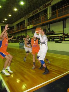 Basquet - Regatas y Del Acuerdo - 24 de Mayo IMG_4767