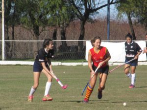 Hockey - Belgrano - Talleres - Gdor. Galvez - Primera - 20 de Junio IMG_5655