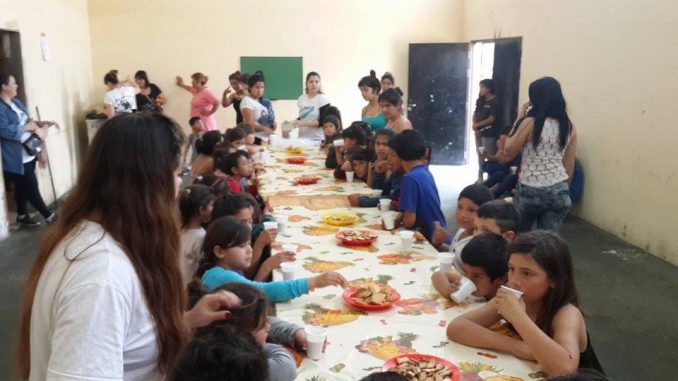 El Sábado se realizó Chocolate Cultura en barrio Virgen de Luján 10578564_10204514175643263_656714001_n