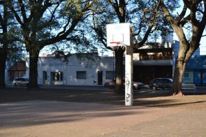 tablero y aro de basquet