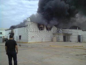 deposito rouen incendio