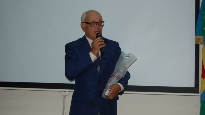 Oscar Tello